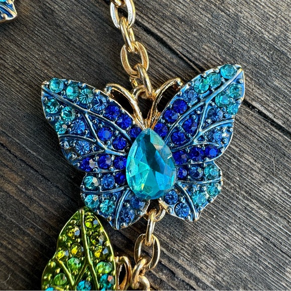 Green & Blue Sparkly Butterfly Gold Tone Rhinestone Crystal Adjustable Bracelet - Picture 4 of 12